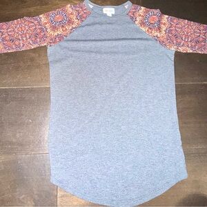 LuLaRoe Gray and Multicolor Raglan Tunic